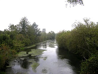Vista panorámica del río Vesle en su paso por territorio francés